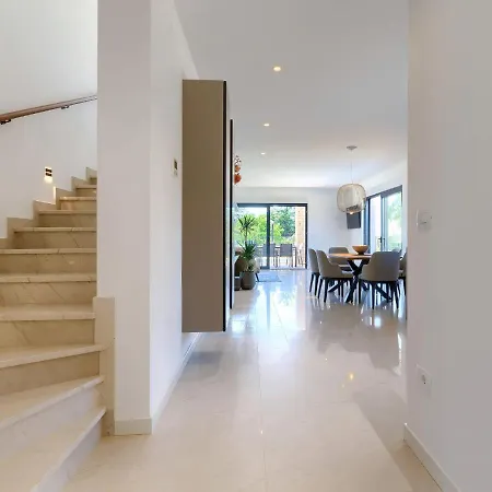 Irena By Interhome * Savudrija